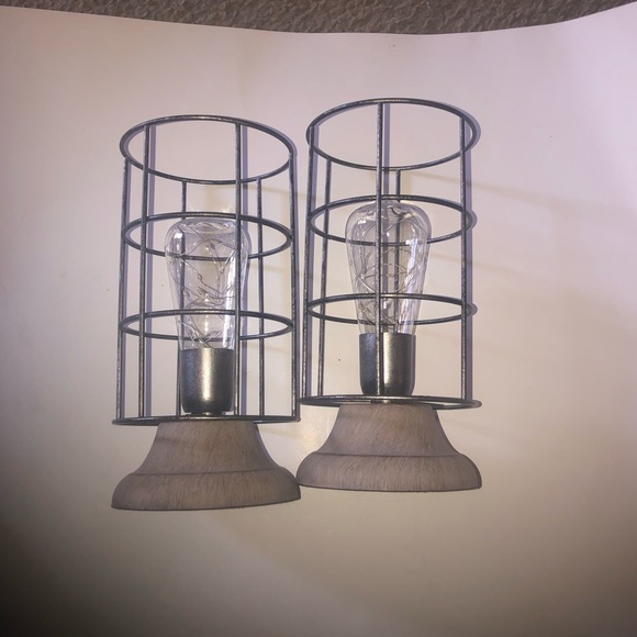 Battery powered lamps - Picture 2 of 4